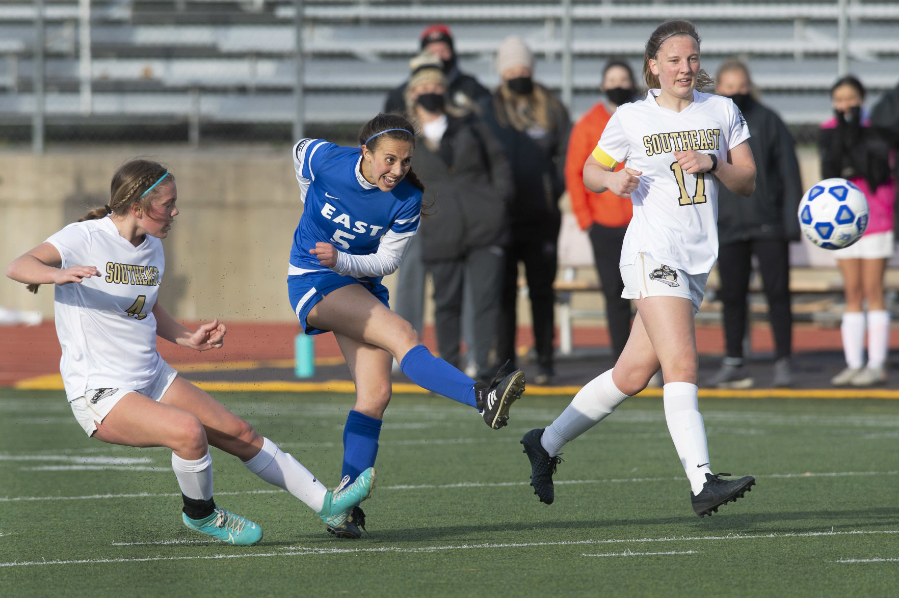 Lincoln East vs. Lincoln Southeast, 3.30